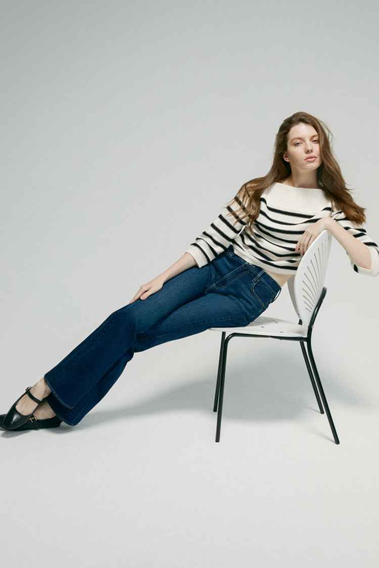 Barbara High Rise Bootcut Jeans HJ004