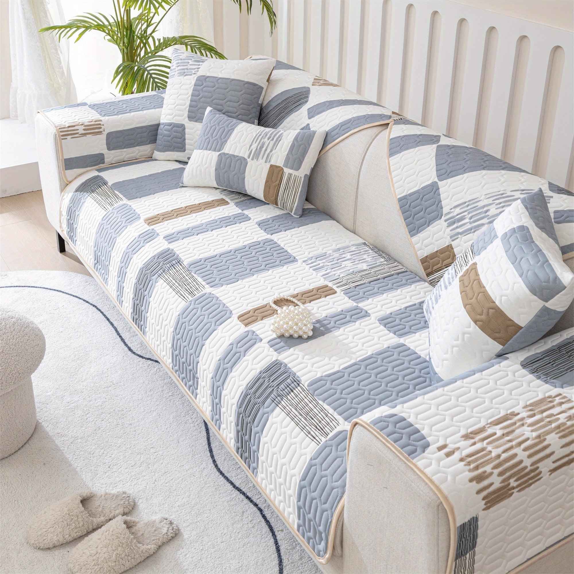 Cooling Ice Silk Dog Proof Couch Cover - Protect Your Sofa in Style