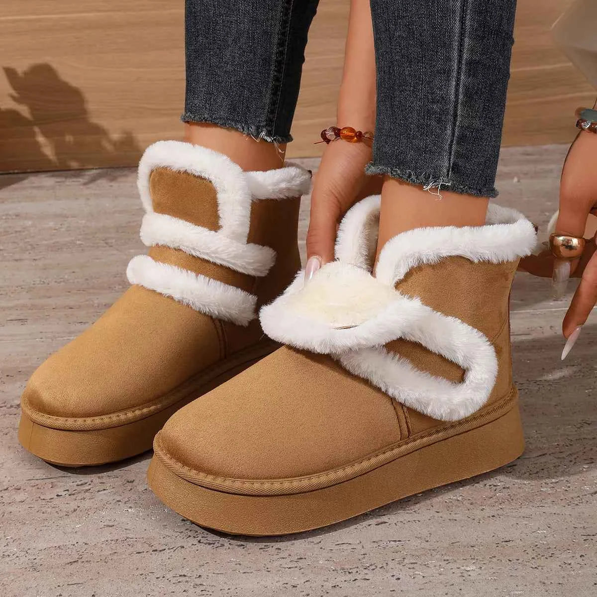 Round Toe Platform Boots