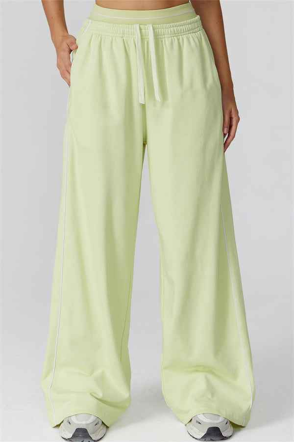 The Amara Sweatshirt Pants 2-Piece Set