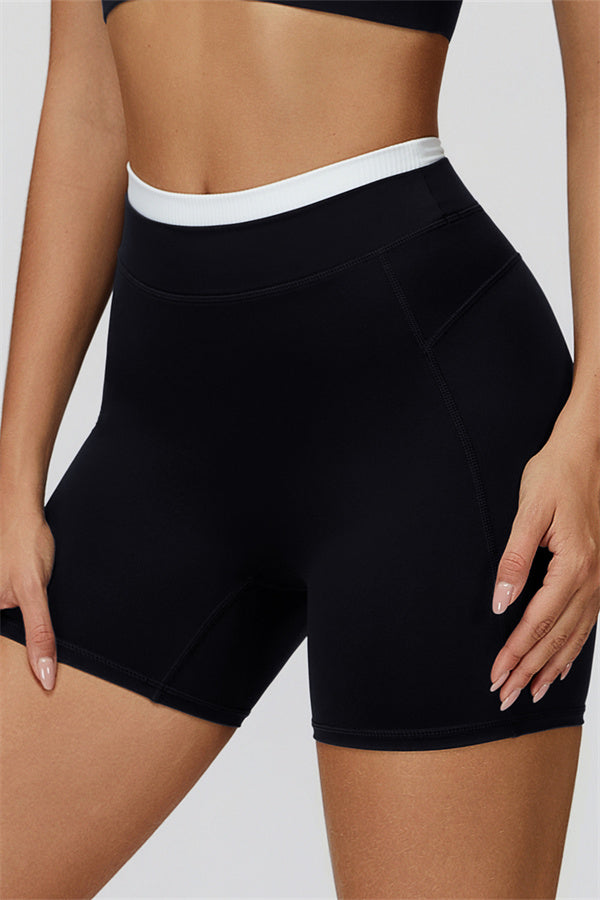 The Canyon Sports Bra Shorts 2-Piece Set