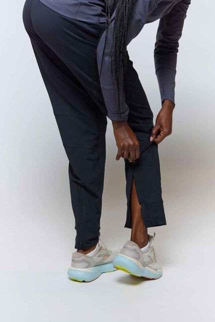 Valia Women's Black Jogger Pants