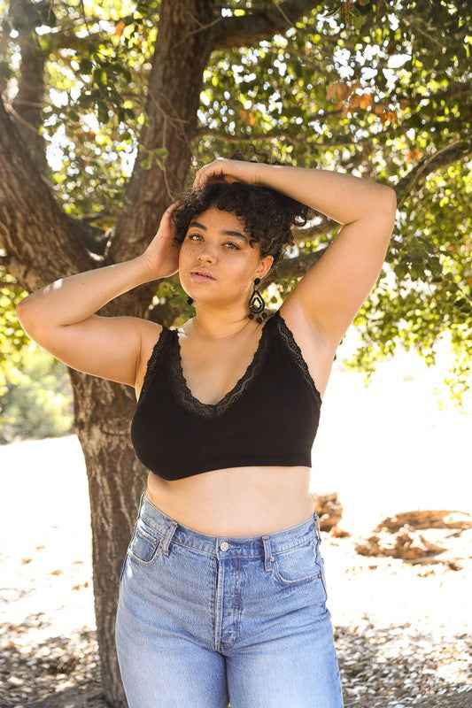 Lace Trim Padded Bralette -Plus Sized - Pikemla