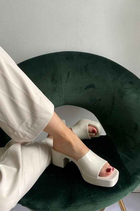 ROSE SLIP ON COMFORTABLE HEELS