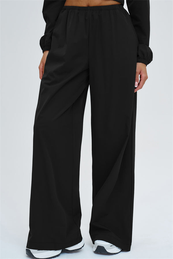 The Svelte UV protection Crop Hoodie Sweatpants 2-Piece Set