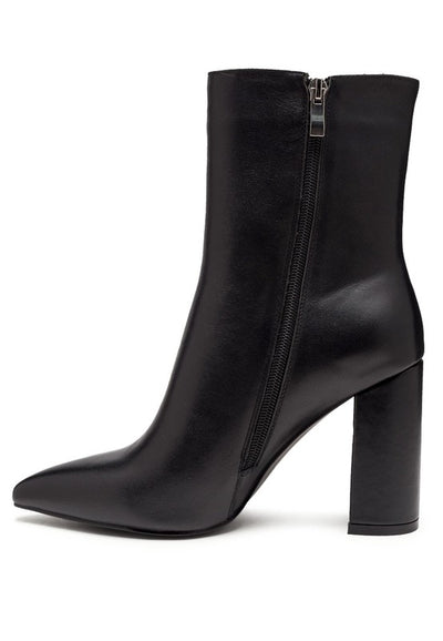 MARGEN ANKLE-HIGH POINTED TOE BLOCK HEELED BOOT - Pikemla