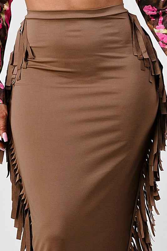 Athina floral print crop top and tassel skirt set