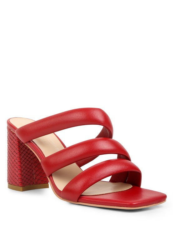 Kywe Textured Heel Chunky Strap Sandals - Pikemla