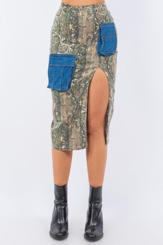 Cargo Skirt with contrast pockets in Woodland Camo - Pikemla