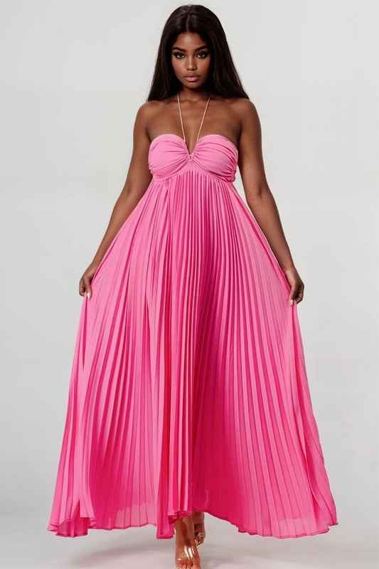 FLOWY SLEEVELESS PLEATED MAXI DRESS