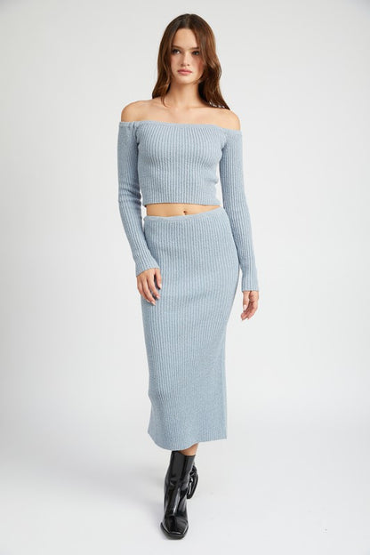 OFF SHOULDER LONG SLEEVE KNIT TOP - Pikemla