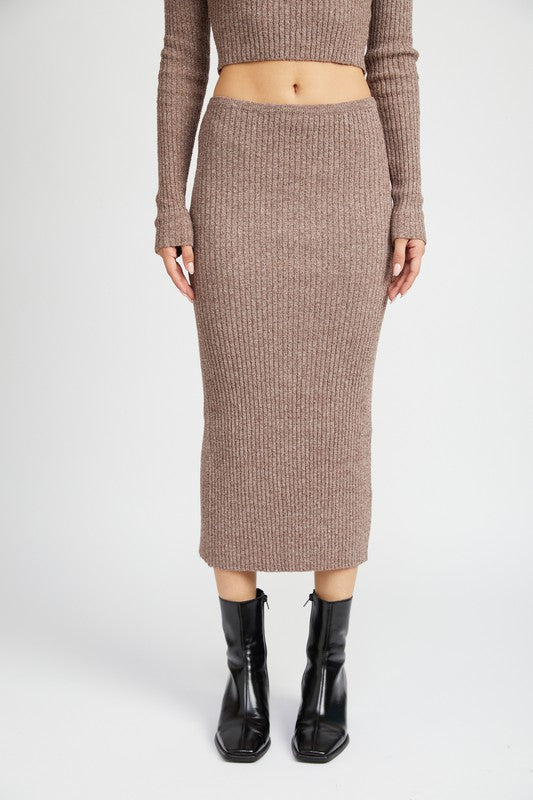 MAXI KNIT SKIRT WITH BACK SLIT
