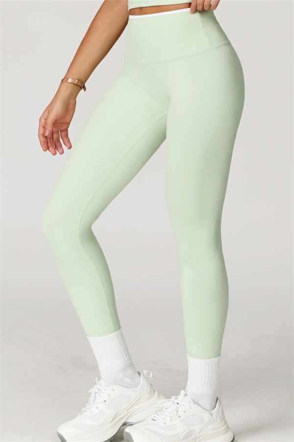 The Quest Cross Back Crop Top Leggings 2-Piece Set
