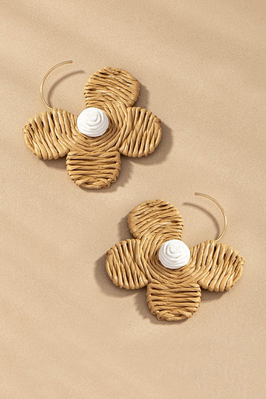 Raffia straw flower earrings - Pikemla