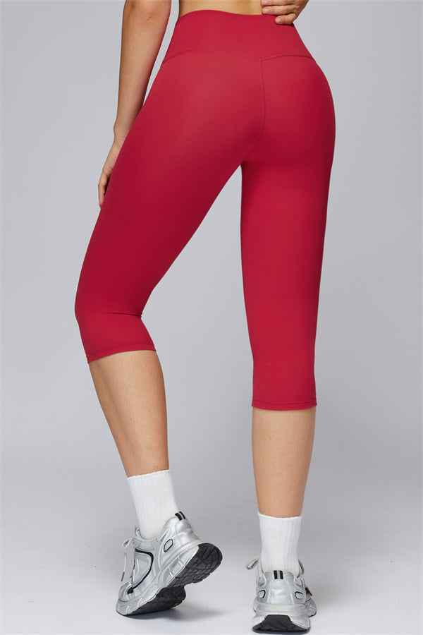 The FlexCore Sports Bra Capri Leggings 2-Piece Set