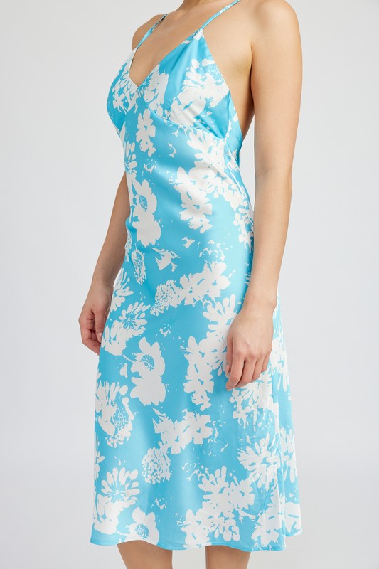 V NECK FLORAL DRESS WITH OPEN BACK - Pikemla