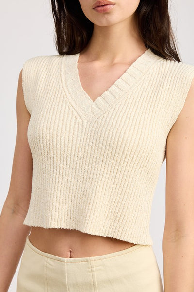 CROP VEST STYLE TOP - Pikemla