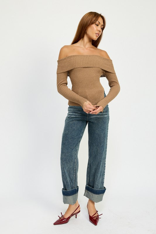 ASYMMETRICAL OFF SHOULDER TOP - Pikemla