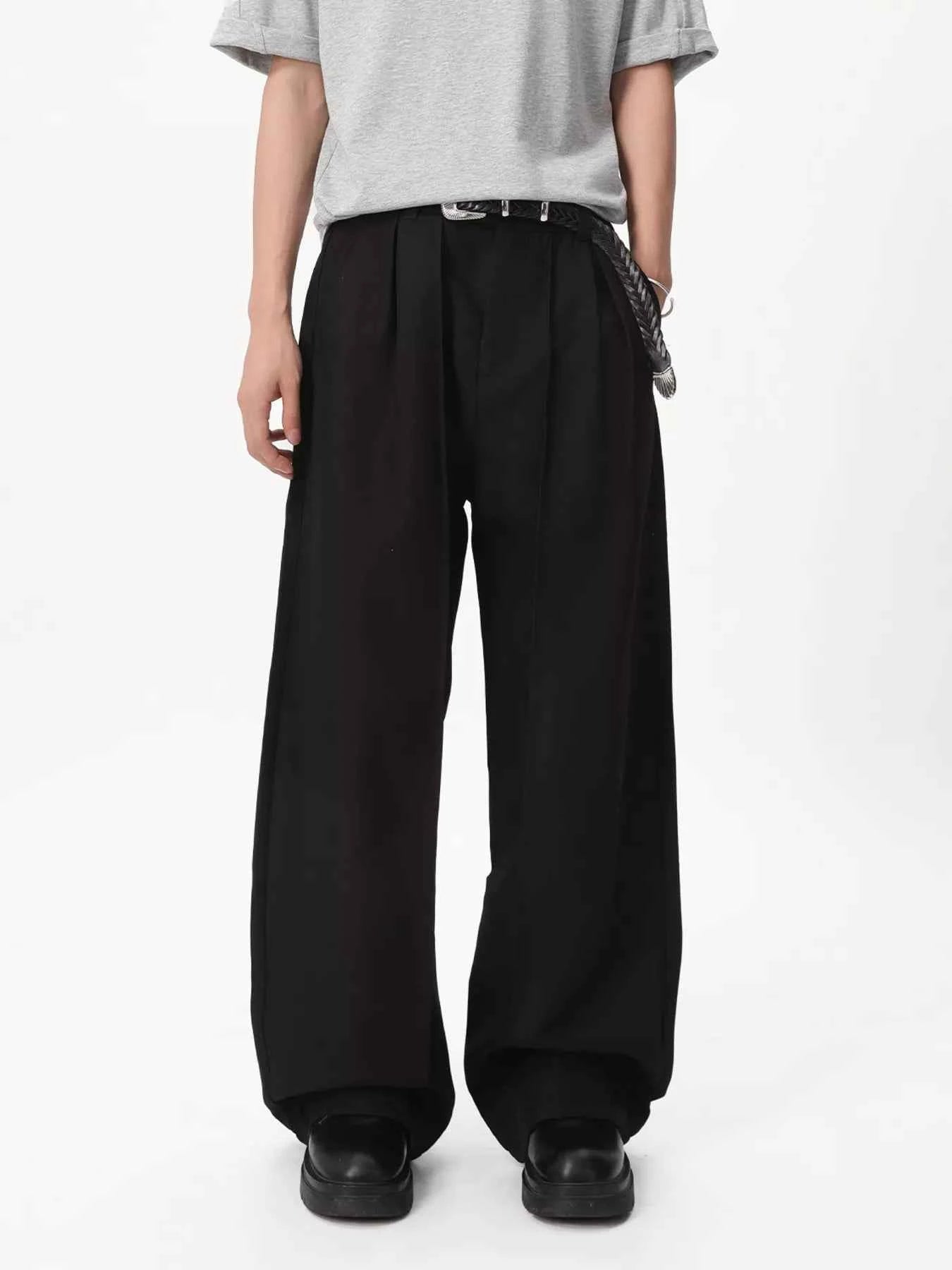Men's Wide-Leg Pleated Pants