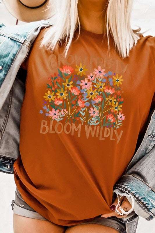 Grow Freely Flowers Graphic Tee - Pikemla
