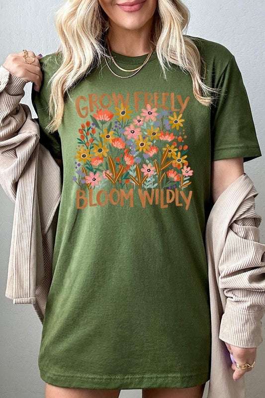 Grow Freely Flowers Graphic Tee - Pikemla