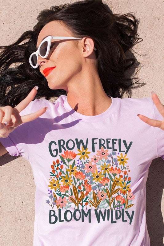 Grow Freely Flowers Graphic Tee - Pikemla