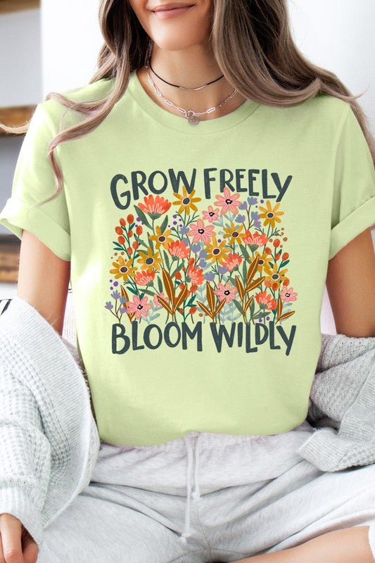 Grow Freely Flowers Graphic Tee - Pikemla