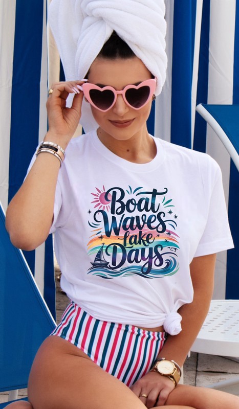 Boat Waves and Lake Days Graphic Tee - Pikemla