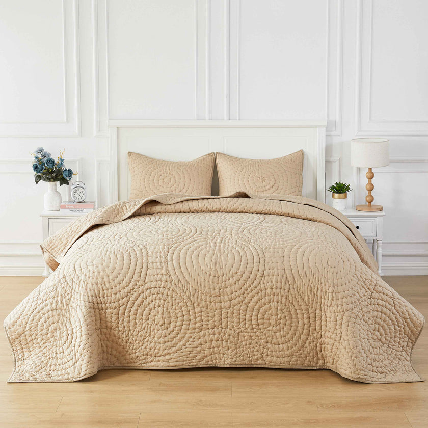 Halo Cotton Voile Hand Stitched Quilt Set