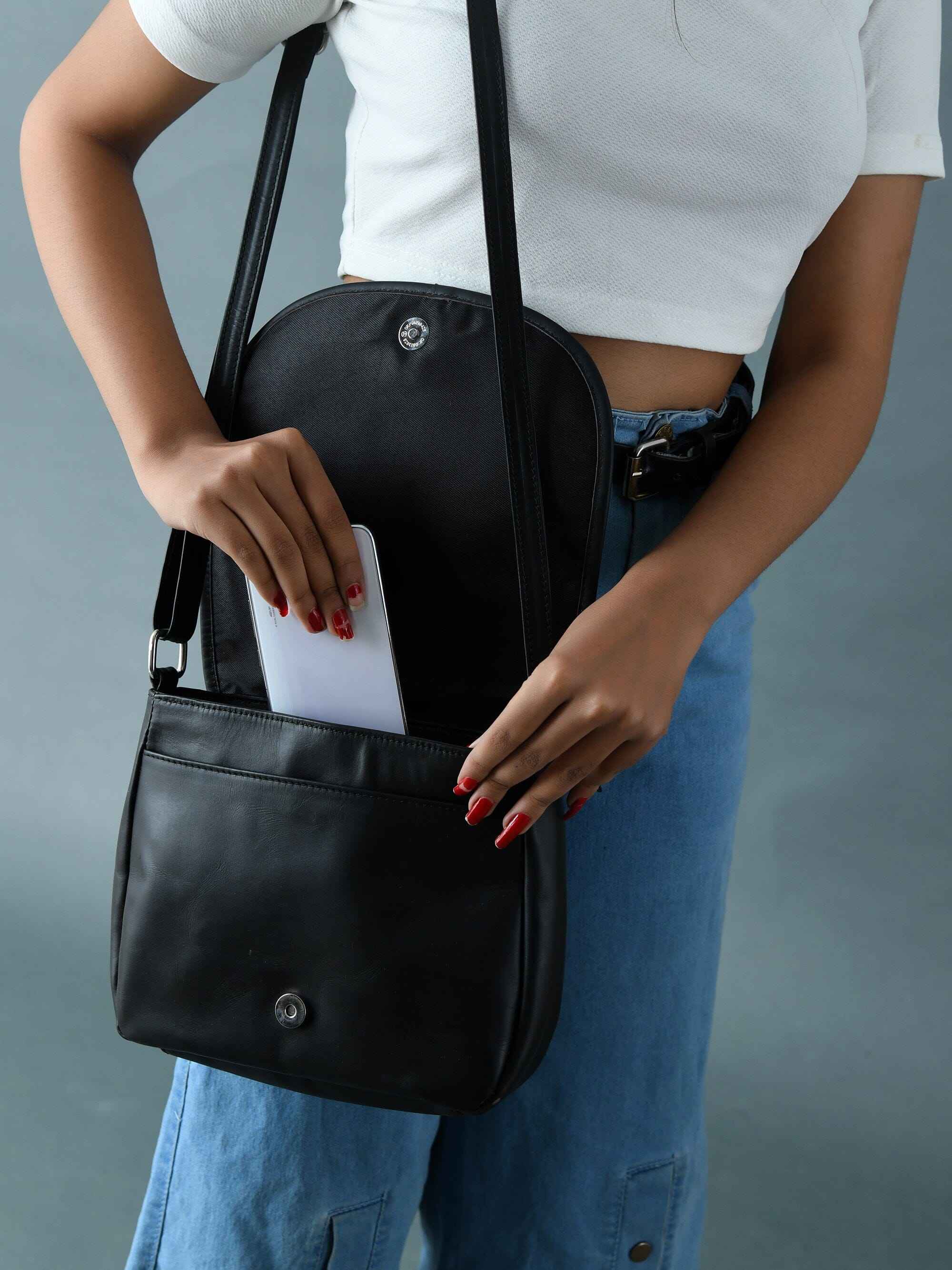 The Croco Satchel- Black