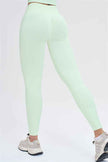 The Whim Sports Bra Leggings 2-Piece Set