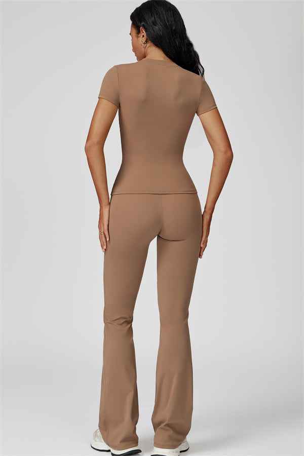 The Oasis T-shirt Flared Leggings 2-Piece Set