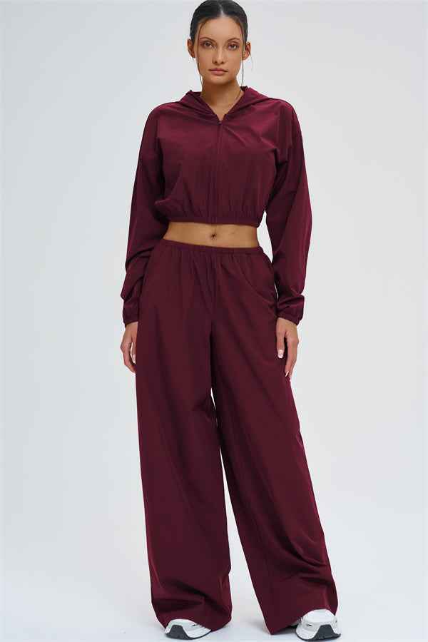 The Svelte UV protection Crop Hoodie Sweatpants 2-Piece Set