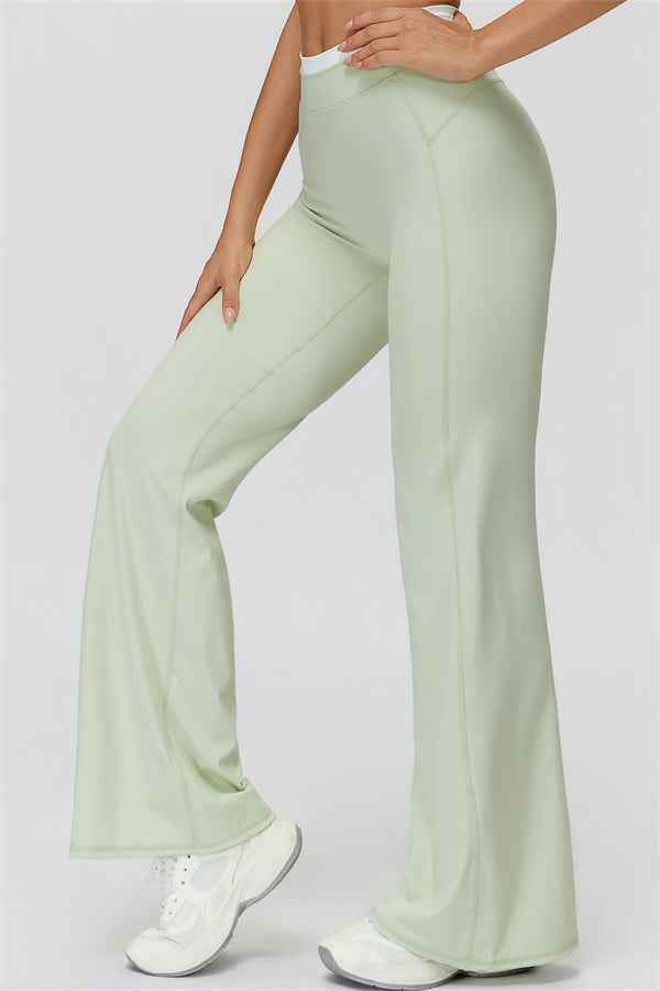 The Canyon Crop Tank Flared Leggings 2-Piece Set