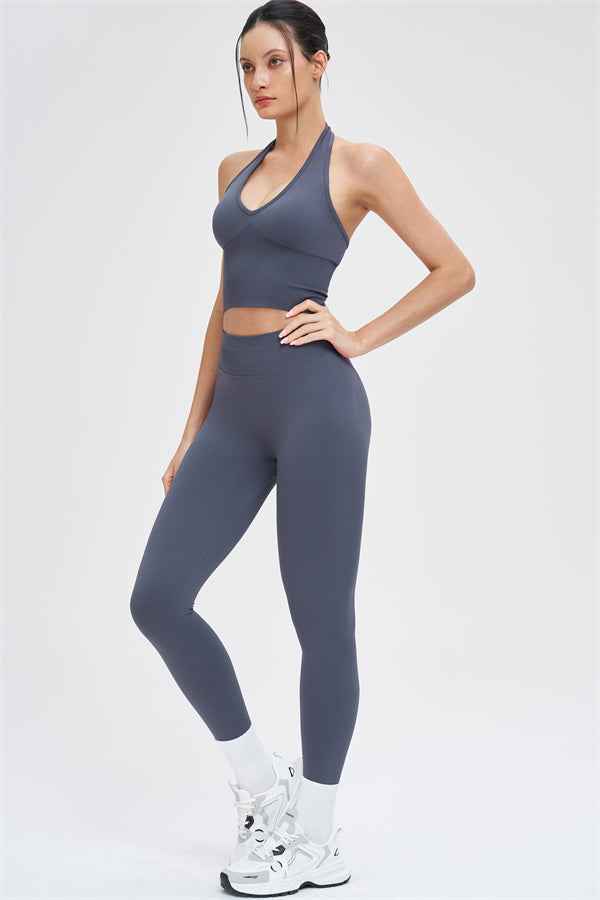 The Whim Sports Bra Leggings 2-Piece Set