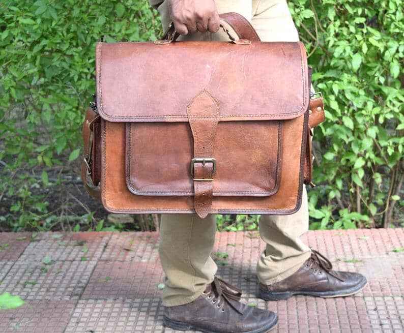 The Magnanimous Messenger