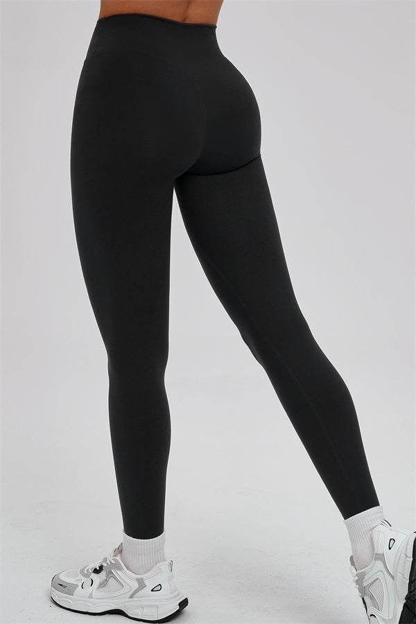 The Svelte Tank Top Leggings 2-Piece Set