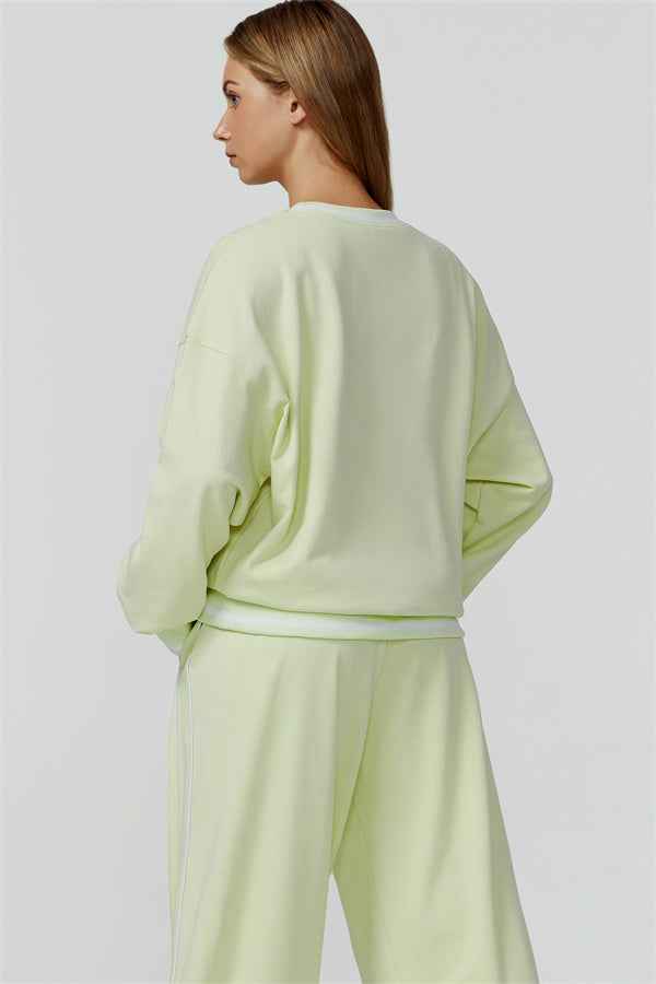 The Amara Sweatshirt Pants 2-Piece Set
