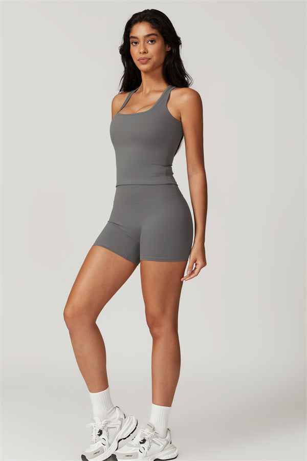 The Dynamic Crop Top Shorts 2-Piece Set
