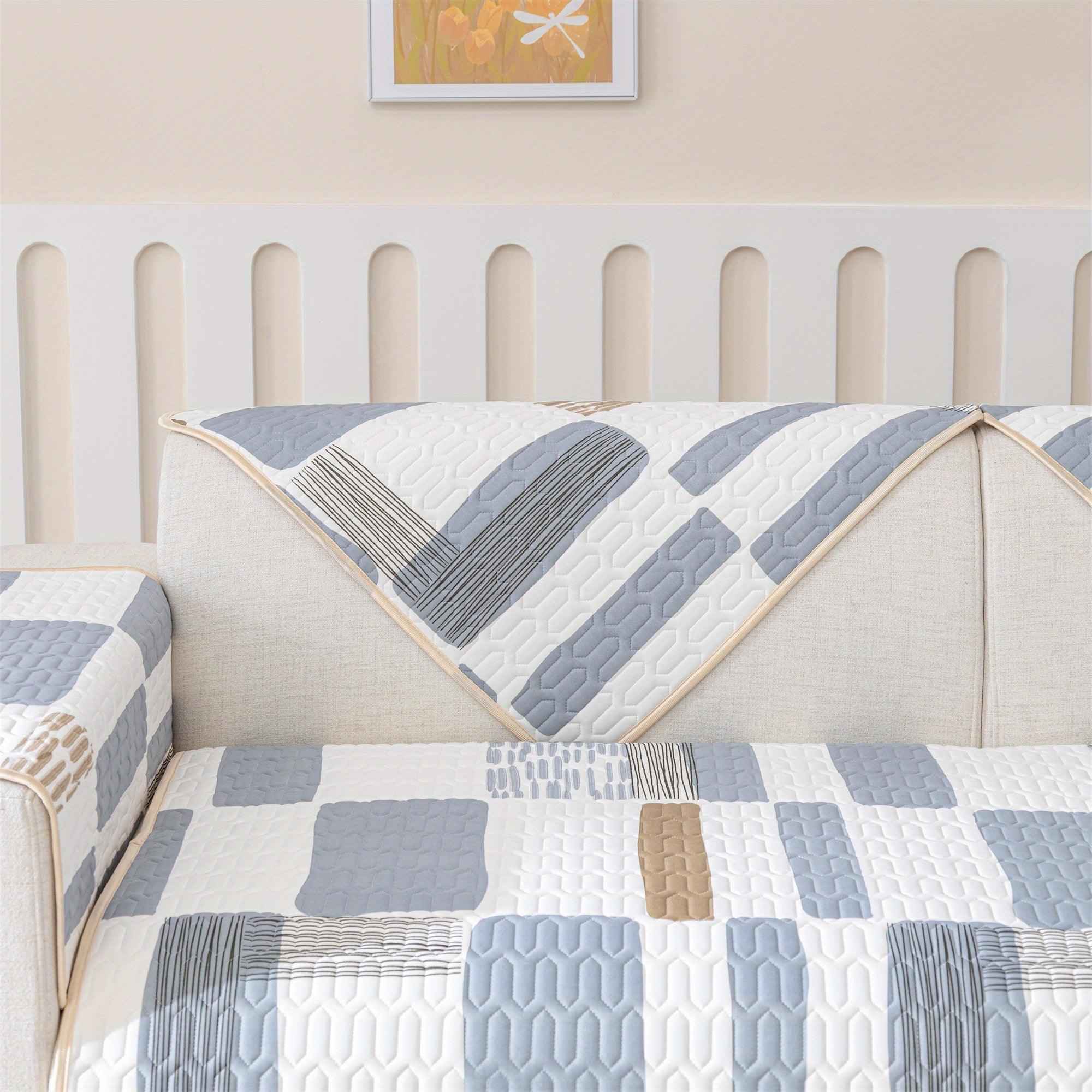 Cooling Ice Silk Dog Proof Couch Cover - Protect Your Sofa in Style