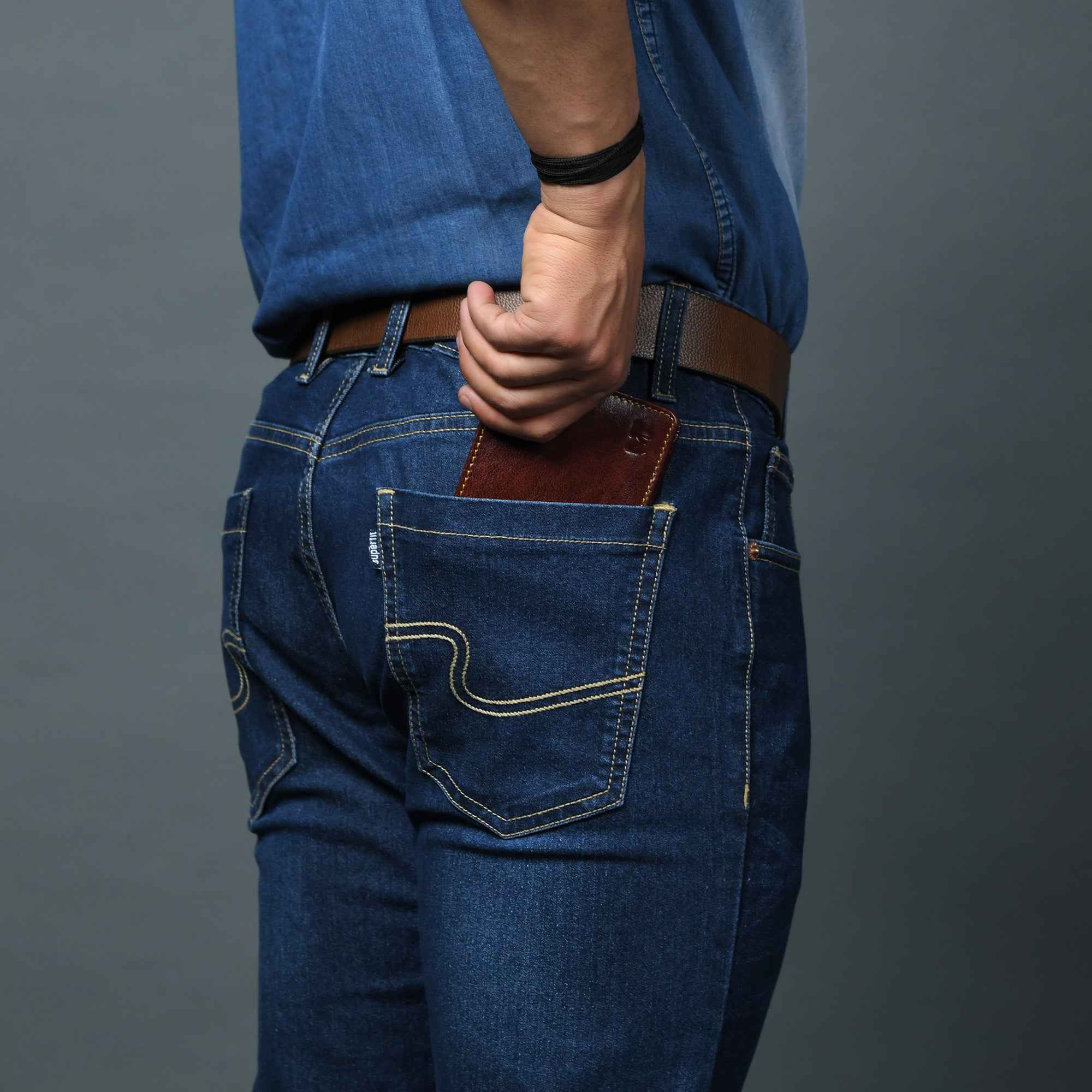 Ryan Classic Bi-Fold Wallet