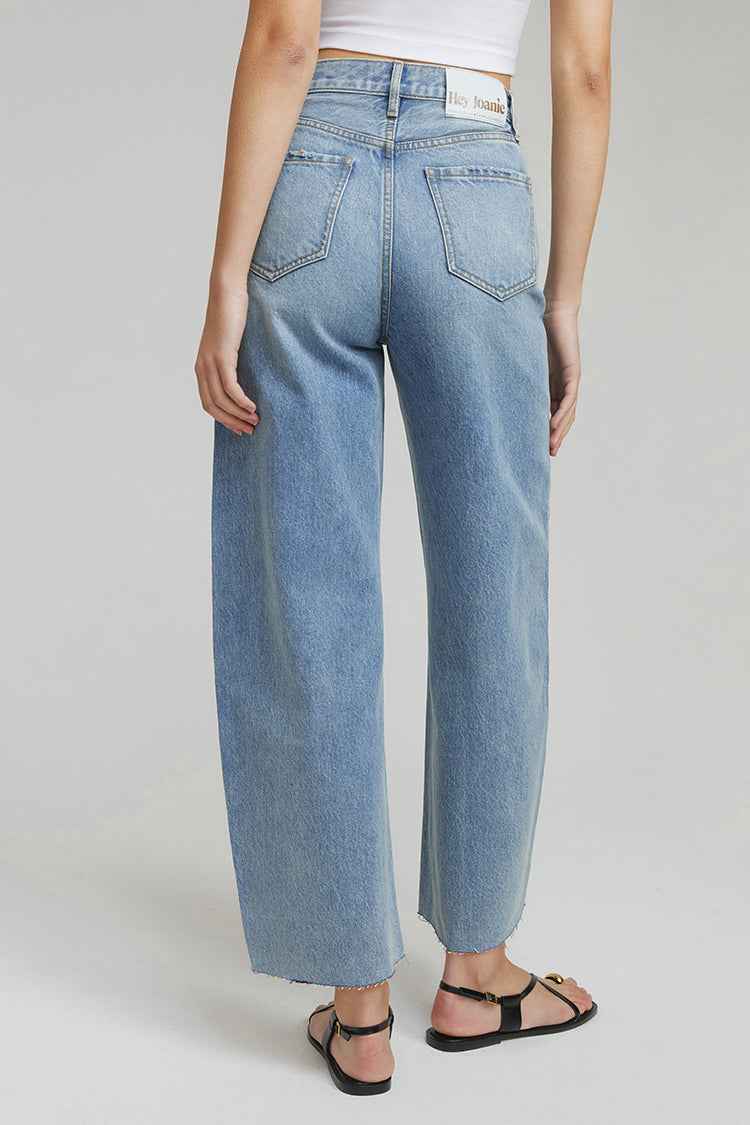 Moon Curve Raw Hem Crop Jeans HJ129