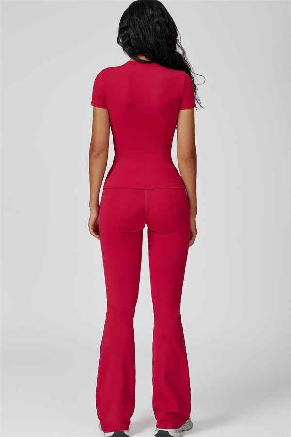 The Oasis T-shirt Flared Leggings 2-Piece Set