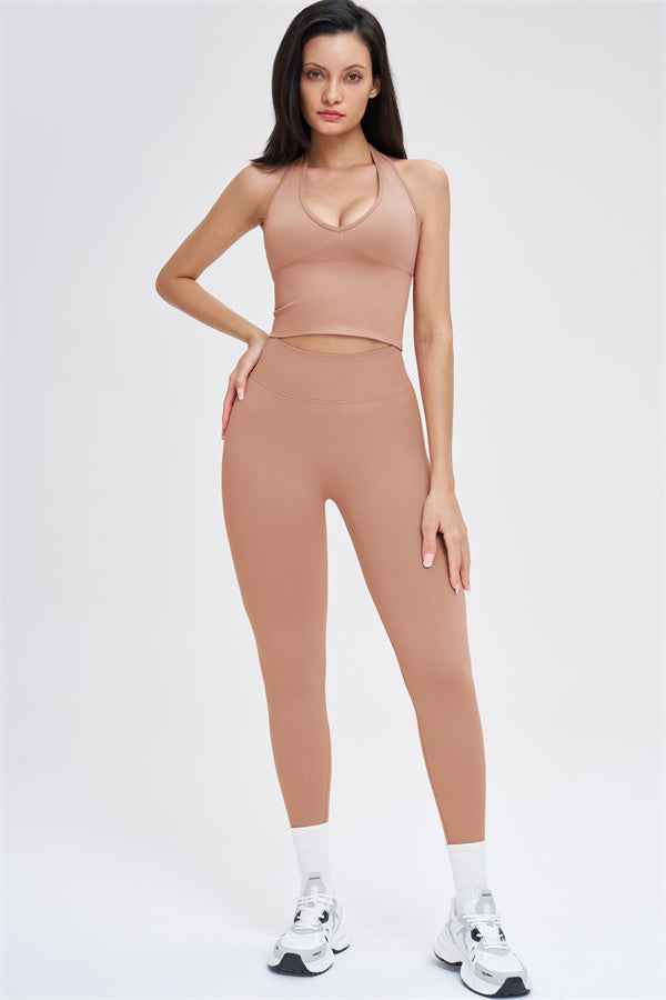 The Whim Sports Bra Leggings 2-Piece Set