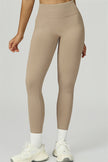 The Prime Crop Top Leggings 2-Piece Set