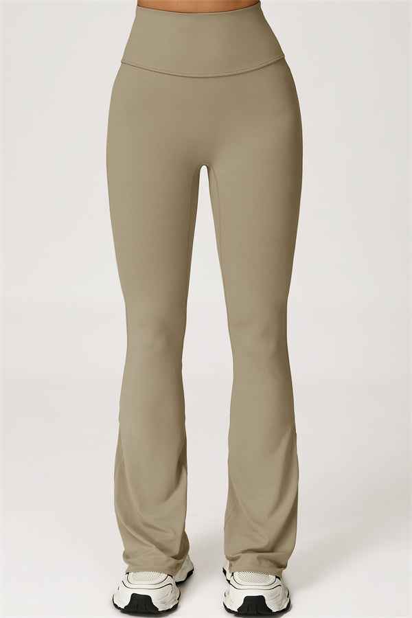 The Lily Sports Bra Flared Leggings 2-Piece Set