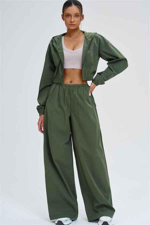 The Svelte UV protection Crop Hoodie Sweatpants 2-Piece Set