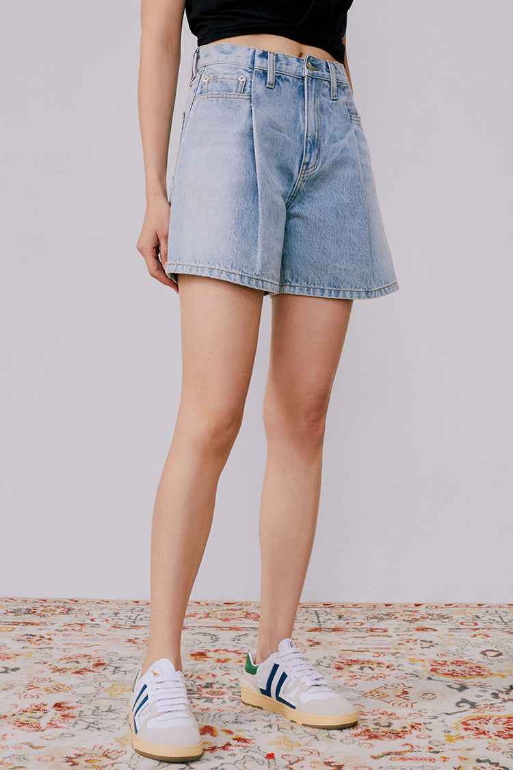 The Pleated Fun Short HJ117