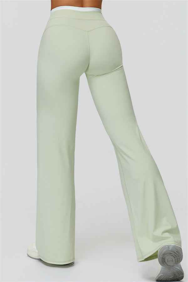 The Canyon Crop Tank Flared Leggings 2-Piece Set