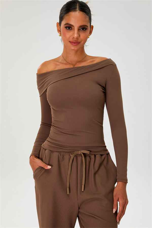 The Rush Off-shoulder T-shirt